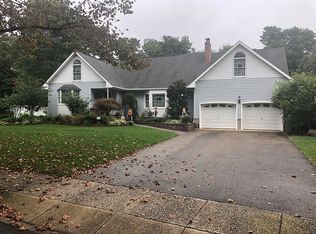 7 Cambridge Ct, Toms River, NJ 08753