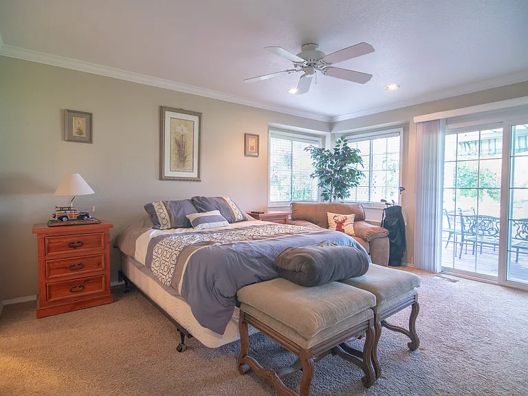 779 N Harvey Ln — Photo 17