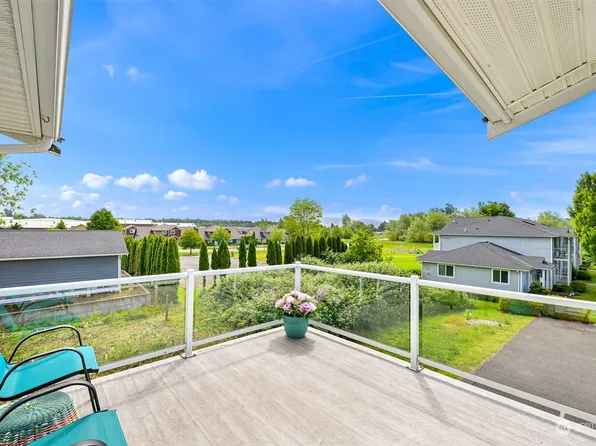 725 Judson Street #204, Lynden, WA 98264