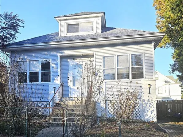 25 Fairview St, Providence, RI 02908