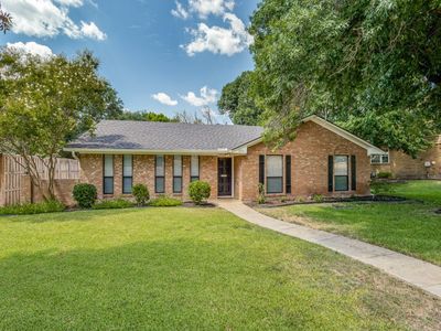 13711 Far Hills Ln, Dallas, TX, 75240