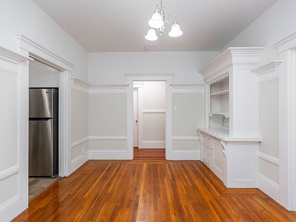5th image of 1476 Sacramento St #309