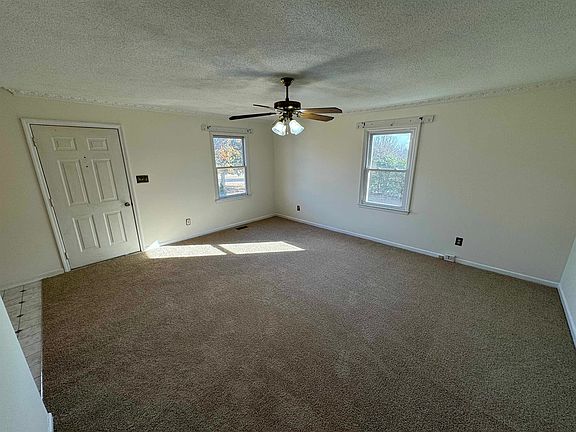 2nd image of 215 Georgia Queen Dr