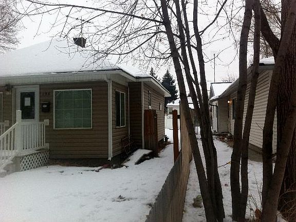 3rd image of 198 E 15th St