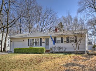 8405 Oak St, Kansas City, MO 64131