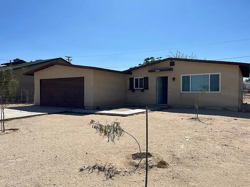 5658 Morongo Rd