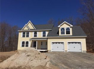 166 Massapeag Rd, Uncasville, CT 06382