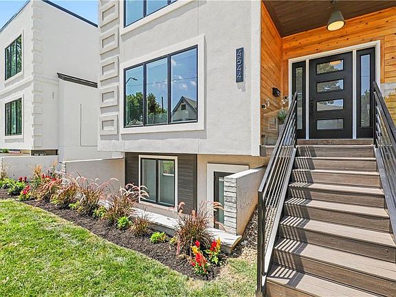 3rd image of 4544 Bell St