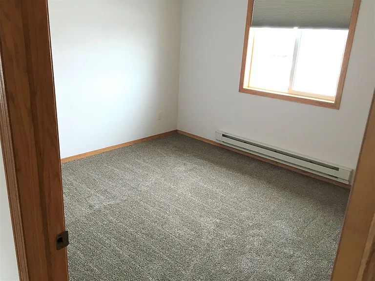 1112-1178 Scout Dr — Photo 6
