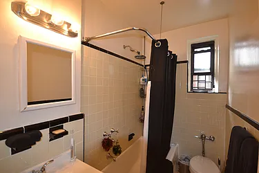 Rented by Silverstein Collection LLC 