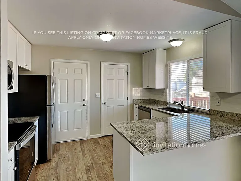 5829 S Perth Pl — Photo 11