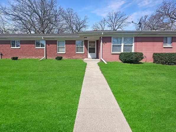 27 Ridgewood St, Kalamazoo, MI 49001