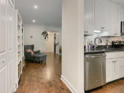 132 Roberts Ln APT 403, Alexandria, VA, 22314