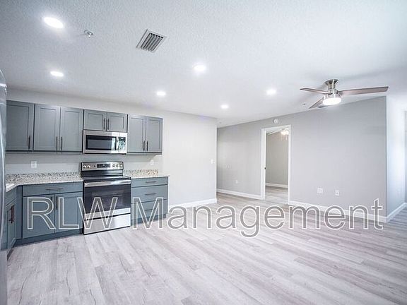 2nd image of 216 E Alfred St APT 220