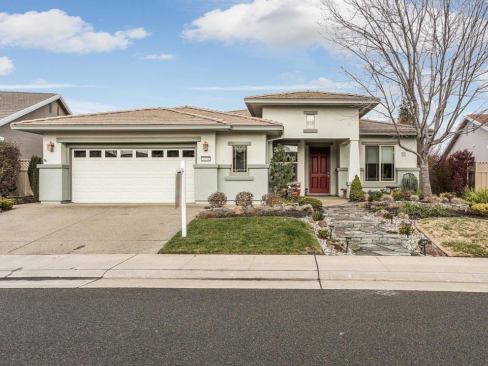 1st image of 1038 Longhorn Ln