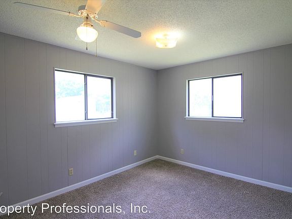 5th image of 206-B Redbud Ln