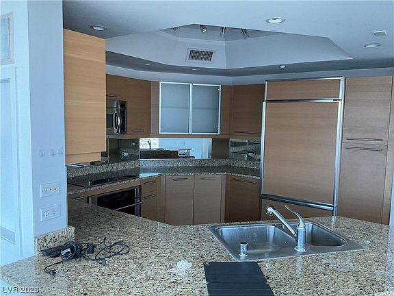 2nd image of 222 Karen Ave Unit 4107