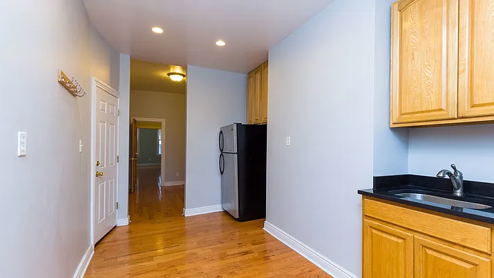 Rented by Nooklyn NYC LLC | media 16