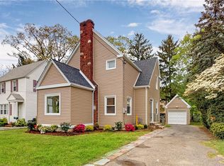 165 Sparks Ave, Pelham, NY 10803