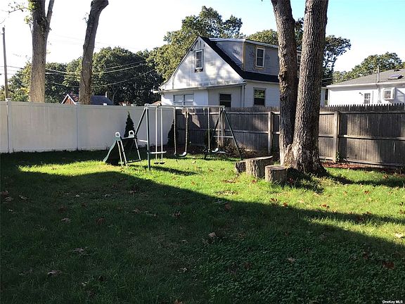 2nd image of 300 Auborn Ave