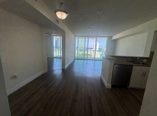 17000 N Bay Rd #1511, North Miami Beach, FL 33160