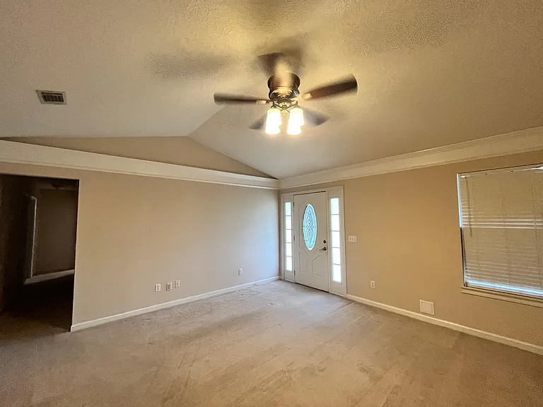 Pine Ridge Cir — Photo 8
