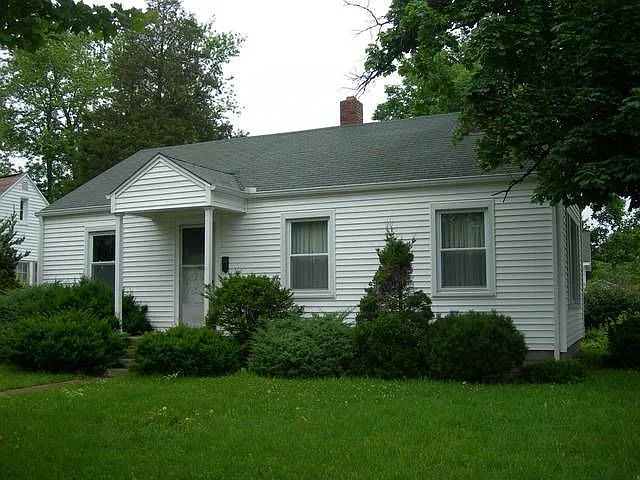 629 S Monticello St photo 1