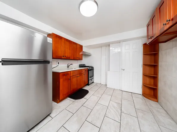 26-61 30th Street image 1 of 9