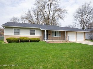 2221 W Acres Rd, Joliet, IL 60435