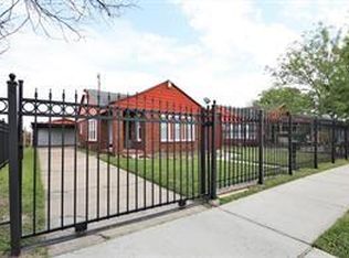 2527 Oakcliff St, Houston, TX 77023