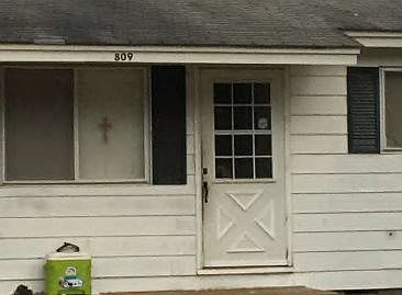 2nd image of 809 Graham Ave