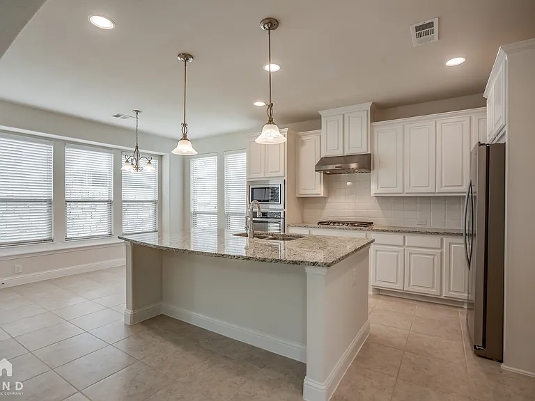 3324 Damsel Sauvage Ln — Photo 12