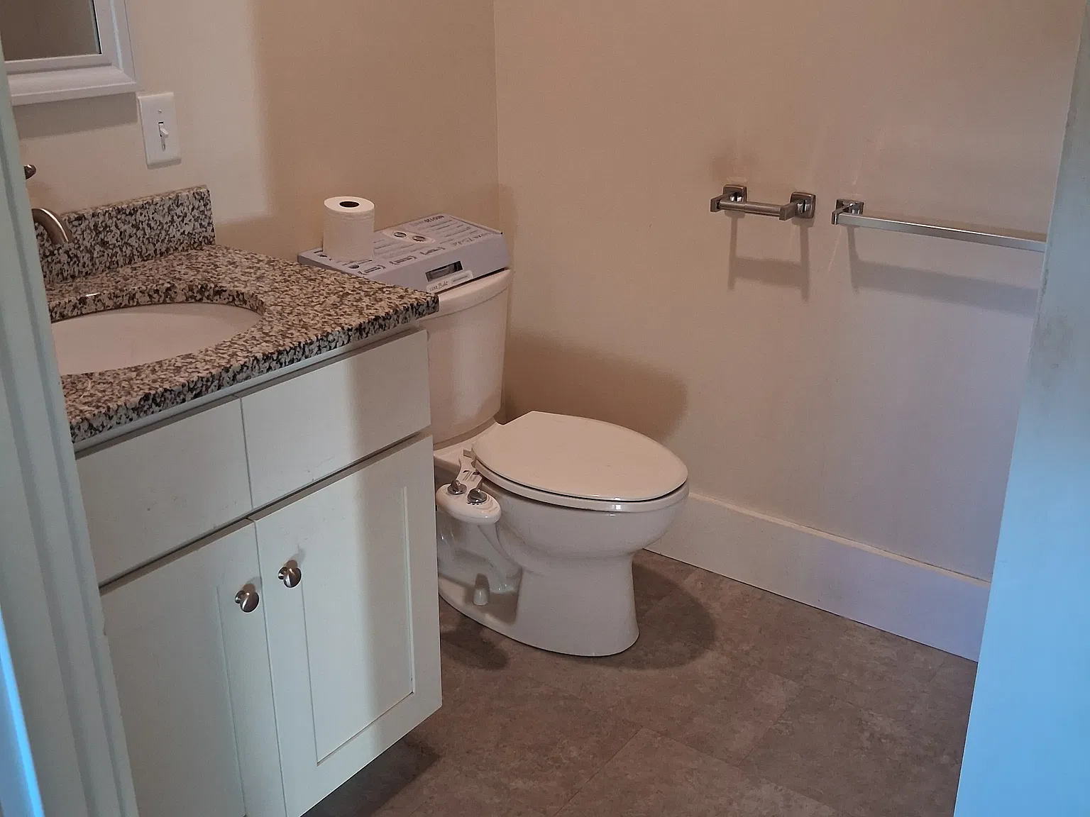 Studio, $1,700 — Photo 4