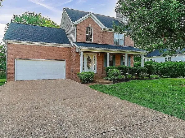 2589 Milton Ln, Thompsons Station, TN 37179