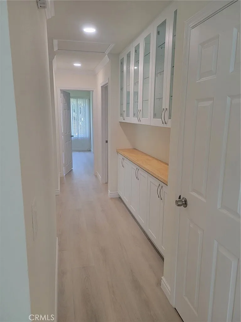 3 bed, 1460 sqft, $4,300 — Photo 4