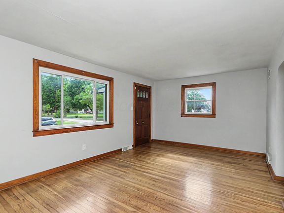 3rd image of 1103 Rogers St