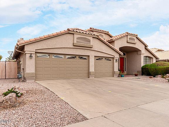 2nd image of 1308 E HORSESHOE Avenue
