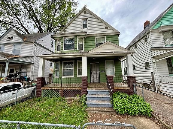 4th image of 3154 W 82nd St