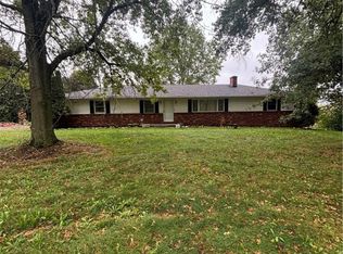 1772 Hartville Rd, Mogadore, OH 44260