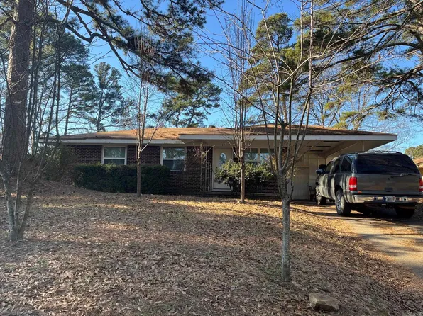 17 Rosemont Dr, Little Rock, AR 72204