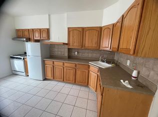 7006 69th Pl UNIT 2R, Ridgewood, NY 11385
