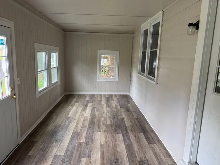 1660 Bamberger Rd — Photo 9