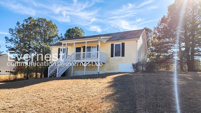 345 Bomar Ln — Photo 1
