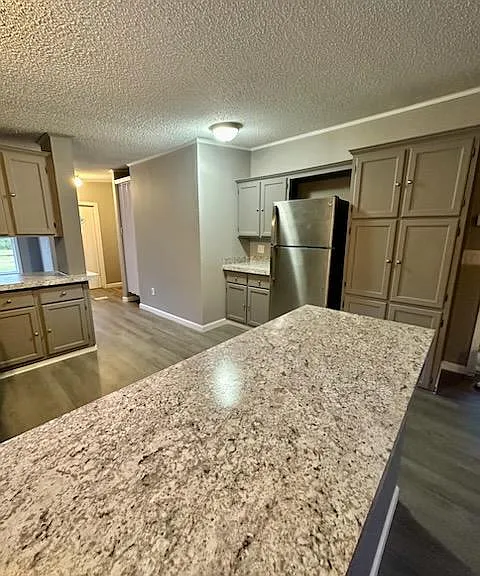 190 Julius Rd — Photo 12