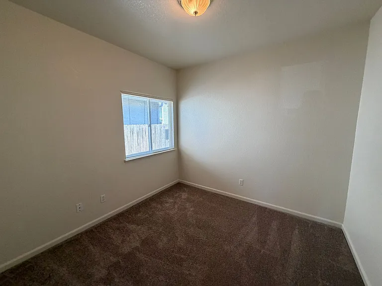 7565 Whitmore St — Photo 7