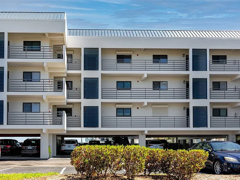 363 Pinellas Bayway S #48 — Photo 41