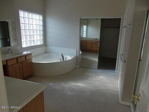 2nd image of 2750 N Cabot Cir