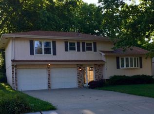 2318 S 160th St, Omaha, NE 68130