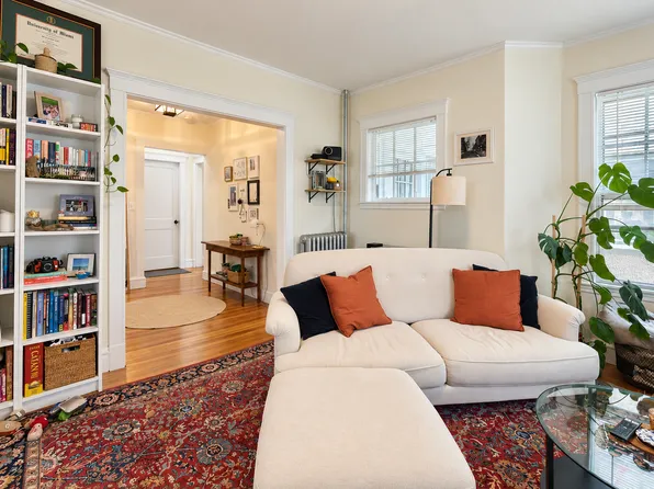 33-37 Concord Ave, Cambridge, MA