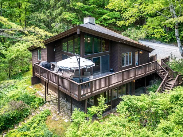 293 McNamara Road, Dorset, VT 05251